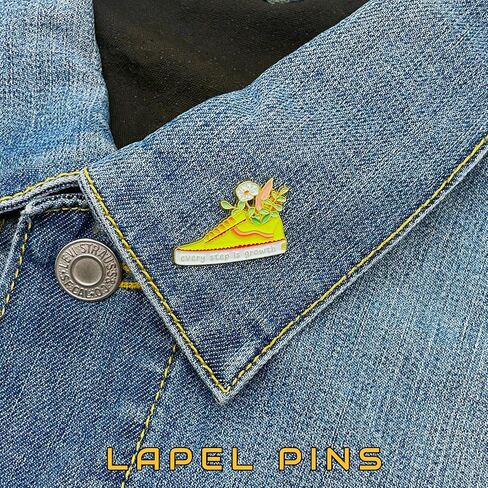 دبابيس المينا، دبابيس لحقائب الظهر، دبابيس التلبيب الكرتونية الملونة اللطيفة بروش رائع للحبل، والحقيبة، والقبعة، والملابس، والسترة. تزيين الملابس. in Kuwait