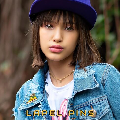 دبابيس المينا، دبابيس لحقائب الظهر، دبابيس التلبيب الكرتونية الملونة اللطيفة بروش رائع للحبل، والحقيبة، والقبعة، والملابس، والسترة. تزيين الملابس. in Kuwait