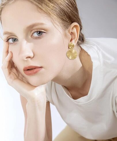 6 أزواج كليب على الأقراط للنساء الفتيات هيبوالرجينيك خفيفة الوزن شرابة نمط هندسي كليب على استرخى غير ثقب طقم من الحلقان in Kuwait