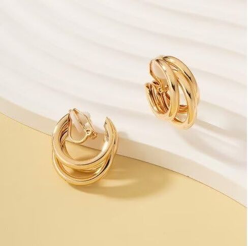 2/4 Pairs Gold Clip on Earrings Women 14K Gold Plated Clip on Hoop Earrings Twist Round Chunky Hoop Earrings Clip on Earrings No Piercing Fake Earrings Jewelry Gifts in Saudi Arabia