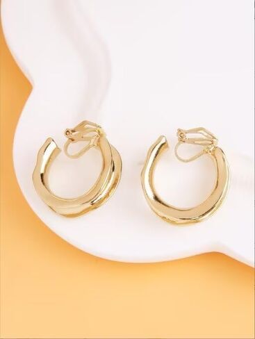 2/4 Pairs Gold Clip on Earrings Women 14K Gold Plated Clip on Hoop Earrings Twist Round Chunky Hoop Earrings Clip on Earrings No Piercing Fake Earrings Jewelry Gifts in Saudi Arabia