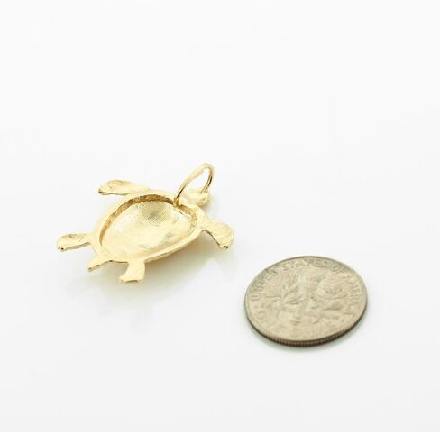 Textured 10k Yellow Gold Good Luck Sea Turtle Charm Pendant in Saudi Arabia