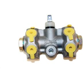 MTC Brake Line Junction for Volvo 740 (1985-1988) and 760 (1985-1986) | OEM# 1329882 | Heavy Duty (VM620 / 1329882)