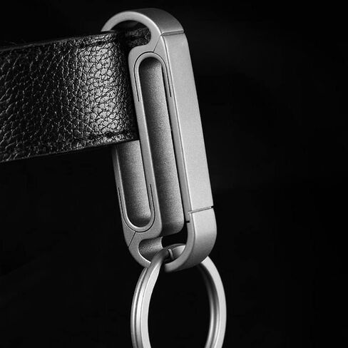 مشبك مفتاح حزام من التيتانيوم مع حلقة مفاتيح سريعة الفك وسلسلة مفاتيح وحلقة حزام للرجال والنساء in Saudi Arabia