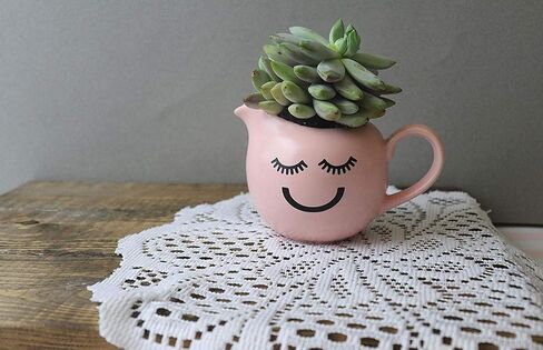 صفائح الفينيل البني Craftables - دائمة، لاصقة، لامعة ومقاومة للماء | (10) أوراق مقاس 30.48 سم × 30.48 سم - للحرف اليدوية، والكريكت، والصورة الظلية، والتعبيرات، والنقش، واللافتات in Kuwait