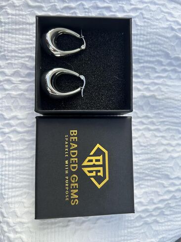 Chunky Oval/Round Smooth/Helix/Twist 18K Gold/Silver Hoops Earrings in Saudi Arabia