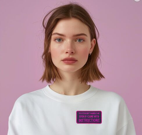 رقعات حروف أبجدية وردية ساخنة، أنا لست مثاليًا ولكن أنا إصدار محدود من الحديد المطرز على الرقع، هدايا قوة الفتيات in Kuwait