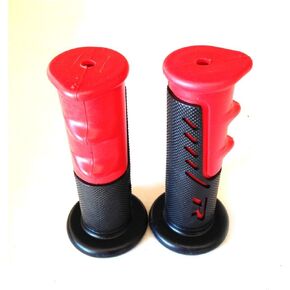 XKMT-R Engraved Gel Style H Grips RED ATV Quad Compatible with Kawasaki Polaris SEADOO BOMBARDIER Jet SKI Foreman Recon Rincon Brute Force Prairie ATV Bruin Grizzly [B017QVAB6I]