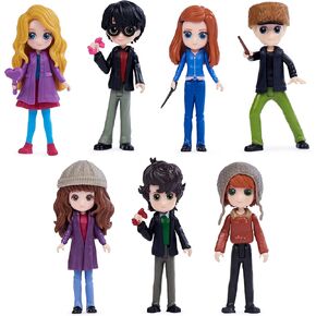 Wizarding World Harry Potter، مجموعة Magical Minis Hogsmeade Collector مع 7 شخصيات، ألعاب أطفال للبنات والأولاد من سن 6 سنوات فما فوق in Kuwait
