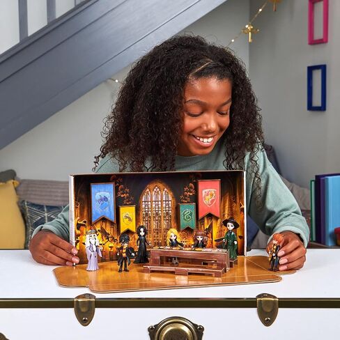 Wizarding World Harry Potter, Magical Minis Hogsmeade Collector Set with 7 Figures, Kids Toys for Girls and Boys Ages 6 and up in Saudi Arabia