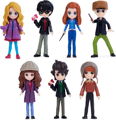 Wizarding World Harry Potter، مجموعة Magical Minis Hogsmeade Collector مع 7 شخصيات، ألعاب أطفال للبنات والأولاد من سن 6 سنوات فما فوق in Kuwait