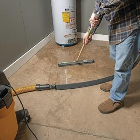 Pig Home Solutions Water Vacuum Barrier for Basement Flooding | Portable Water Removal | 4" W x 6’ L x 2.25" H | PM50805
