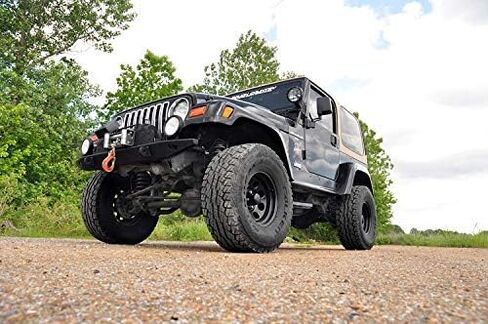 مجموعة رفع Rough Country 4 بوصات مع صدمات N3 لسيارة جيب رانجلر TJ 4WD 2003-2006 - 90730 in Saudi Arabia