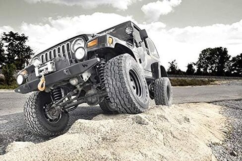 مجموعة رفع Rough Country 4 بوصات مع صدمات N3 لسيارة جيب رانجلر TJ 4WD 2003-2006 - 90730 in Saudi Arabia