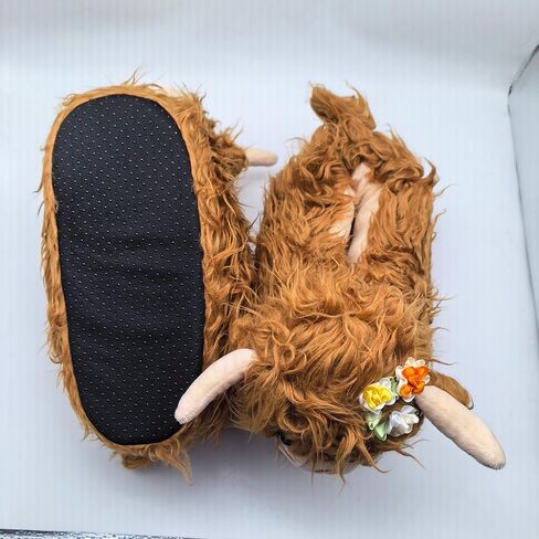 Highland Cow Cartoon Plush Slippers, Fluffy Scottish Cattle Slipper for Women and Men, Fuzzy Animals Cow House Shoes Valentines Gifts in Saudi Arabia