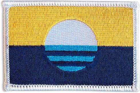 People's Flag of Milwaukee Embroidered Iron-On/Sew-On City Flag Patch (Standard) in Saudi Arabia