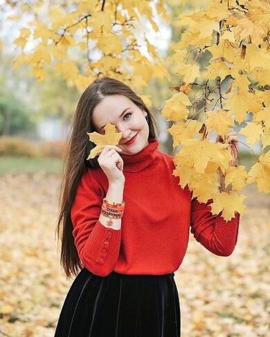 MOLOCH Surfer Heishi Bracelets For Woman Rainbow African Vinyl Beaded Bracelets Lightweight Stackable Layering Handmade Elastic Stretch Bracelet in Kuwait