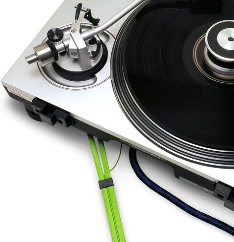 NEO من Oyaide d+ RCA Turntable (الفئة B) 1M - كابل صوت للدي جي والموسيقيين والمنتجين in Kuwait