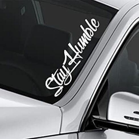 ملصق لاصق للسيارة Stay Humble USA، شاحنة، ملصق لافتة للزجاج الأمامي، 22 × 4 بوصة - حروف بيضاء مقطوعة بالقالب من الفينيل in Kuwait
