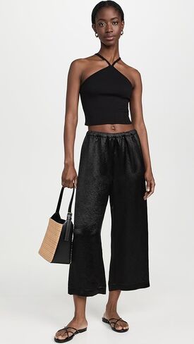 تانك نسائي قصير من Enza Costa in Kuwait