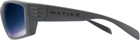 نظارة شمسية Native Man بإطار أسود غير لامع، عدسات خضراء عاكسة، 61 ملم in Kuwait