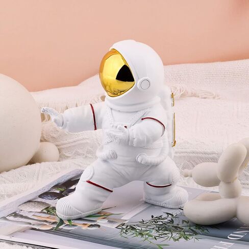 تمثال رائد فضاء، ديكور رائد فضاء، تمثال رائد فضاء الكونغ فو ديكور رائد الفضاء، منحوتات ديكور المنزل، ديكور رف من الذهب الأبيض، ديكور الطاولة، زخرفة صغيرة لطيفة على شكل رائد فضاء in Kuwait
