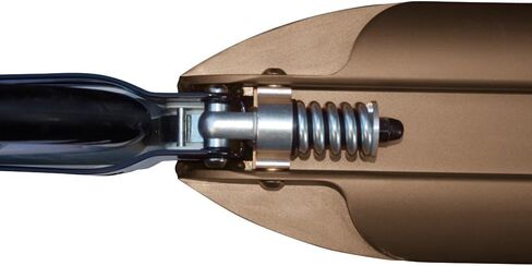 لوح كيك صغير - سكوتر معلق - سكوتر صغير ذو عجلتين، قابل للطي للحمل، بتصميم سويسري للمراهقين والبالغين بعجلات كبيرة ونظام تعليق حاصل على براءة اختراع للأعمار من 13 عامًا فما فوق (أسود) in Kuwait