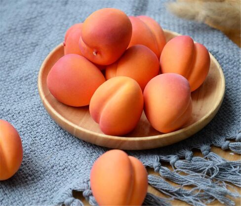8PCS Artificial Apricot Lifelike Fruit for Home Kitchen Party Decoration in Saudi Arabia
