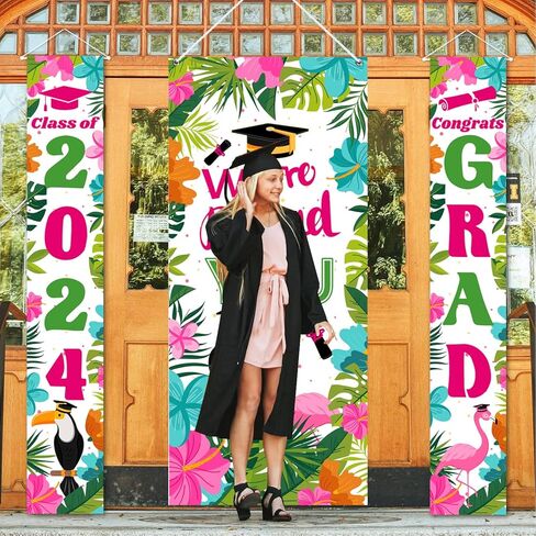 3 قطع من ديكورات حفلات التخرج من Luau 2024 لافتة باب بطابع هاواي 2024 مجموعة ديكورات حفلات التخرج تتضمن قطعة واحدة من غطاء باب التخرج وقطعتين من لافتة الشرفة لديكورات حفلات Aloha Grad in Kuwait