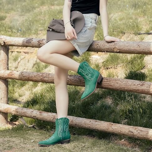 أحذية ANJOUFEMME الغربية للسيدات من رعاة البقر راعية البقر، أحذية طويلة بطول الكاحل مطرزة بمقدمة مستديرة in Kuwait