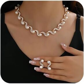 مجموعة أقراط قلادة الزفاف من اللؤلؤ وقلادات حجر الراين الفضية وقلادة العروس الكريستالية ومجموعة مجوهرات من إكسسوارات اللؤلؤ للنساء والفتيات in Kuwait