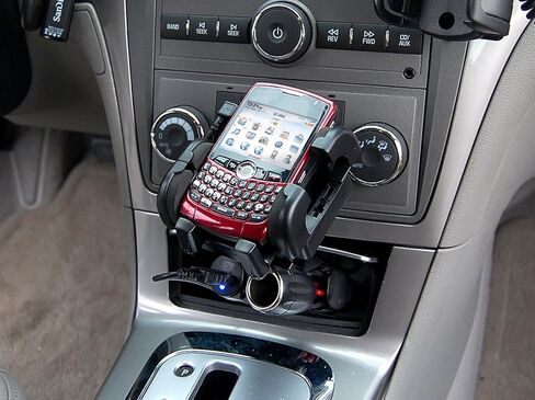 Bracketron Universal USB Power Dock Grip-iT Mount,Black in Kuwait