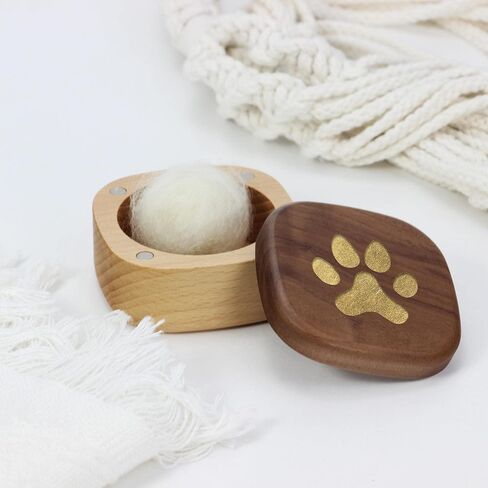 هدايا تذكارية للحيوانات الأليفة للكلاب، صندوق تذكاري لشعر الكلاب الأليفة، صندوق تذكاري أنيق من فراء الحيوانات الأليفة من خشب الجوز مع غطاء، وجرار رماد الكلاب in Kuwait