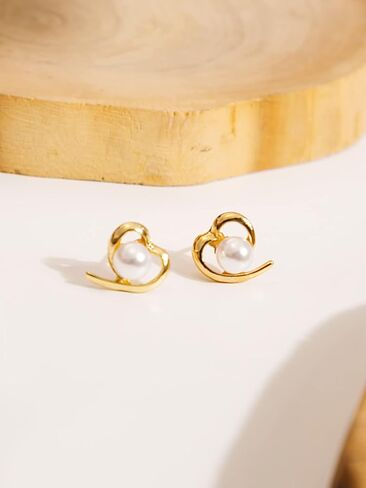 Love Heart-Shaped Pearl Stud Earrings, 14K Gold Plated Pearl Earrings Stud for Women Girls Gifts, Pearl Jewelry Mother Day Gift for Women Girlfriend Daughter with Gift Box in Saudi Arabia