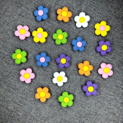 30 50 100 قطعة من حليات الأحذية لتزيين أحذية القبقاب، مجموعة إكسسوارات أحذية عشوائية للأطفال والبنات والأولاد والكبار، هدية عيد ميلاد لحفلات عيد الهالوين...، صغيرة، معدن غير ثمين، بدون أحجار كريمة in Kuwait