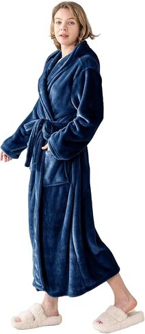 Women's Hooded Long Bathrobe, Silky Soft Lightweight Plush Fleece Robe Warm and Comfy to Wear in Saudi Arabia