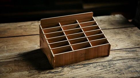 عرض بطاقات اللعب الخشبية MJM (صغيرة - 18 طابقًا) من TCC in Kuwait