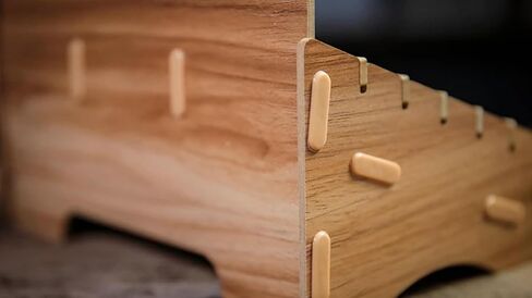 عرض بطاقات اللعب الخشبية MJM (صغيرة - 18 طابقًا) من TCC in Kuwait