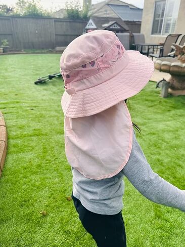 Icolor Kids Sun Hat UPF 50+ قبعة حماية من الشمس مع غطاء للرقبة صيفي للشاطئ قبعات لعب للأطفال الصغار قبعة سباحة للأولاد والبنات والأطفال من سن 3 إلى 10 سنوات in Kuwait