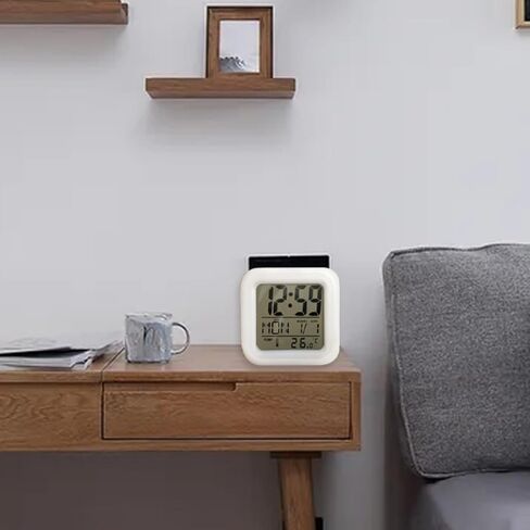 ساعة منبه رقمية، ساعة منبه رقمية كبيرة الحجم مع غفوة درجة حرارة منبه للوقت والتاريخ، ساعة منبه مكعبة متوهجة ليلية LED مع إضاءة ليلية بـ 7 ألوان لغرفة النوم، سهلة الضبط، تعمل بالبطارية in Kuwait