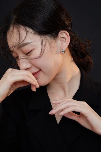 أقراط مشبكية على شكل صدفة كروية من الفضة الإسترليني عيار 925 مطلية بالذهب أقراط مشبكية هدية مجوهرات للنساء والفتيات المراهقات in Kuwait