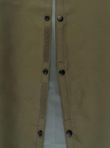 إنجلترا مقاوم للماء فوق البنطلون باللون الأخضر الزيتوني in Kuwait