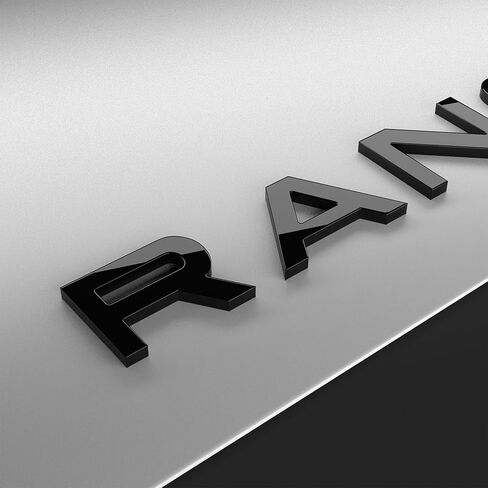 إطار لوحة الترخيص باللون الأسود in Kuwait