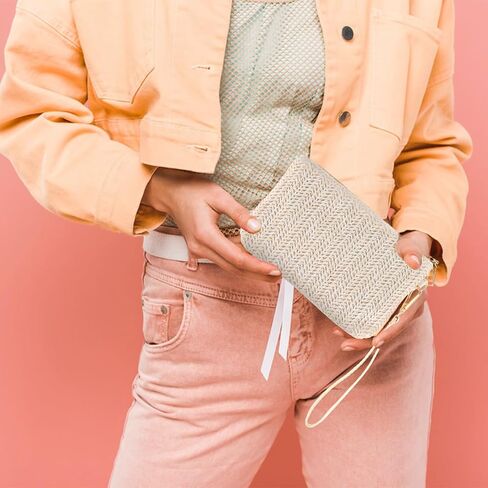 Straw Clutch Purses for Women, Straw Woven Wristlet Wallet, Summer Beach Straw Handbag with Zipper Boho Wicker Purse in Saudi Arabia
