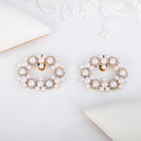 زوج واحد من مشابك الأحذية من حجر الراين والكريستال واللؤلؤ وأبازيم الأحذية الأنيقة والإكسسوارات والإكسسوارات والمجوهرات والأحذية ذات الكعب العالي للنساء in Kuwait