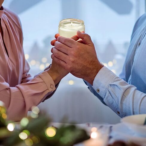 برطمانات شموع فارغة بسعة 8 أونصة من QMET، 6 عبوات زجاجية بأغطية معدنية وملصقات كرافت مثالية لبرطمانات الشموع لصنع الشموع (العنبر) in Kuwait