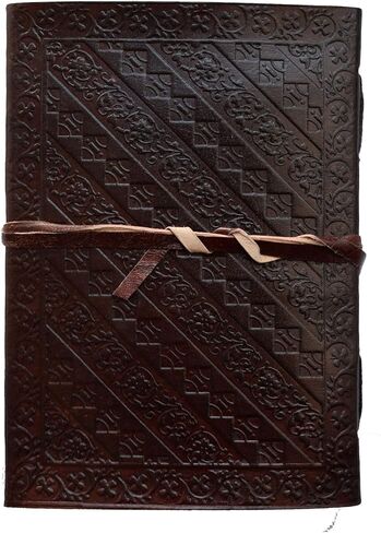 مجلة جلدية يوم الموتى منقوشة يدويًا من الجلد كتاب الظلال دفتر grimoire خمر مذكرات الرعب البني حزام يوميات كراسة الرسم كتاب الشعر السفر هدية للرجال والنساء 7 × 5 بوصة in Kuwait