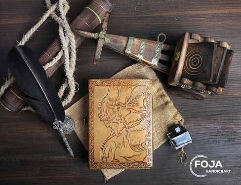 مجلة جلدية كلاسيكية منقوشة بشعار Avengers Marvels للرجال والنساء 200 صفحة من الورق العتيق المصنوع يدويًا بحافة سطح السفينة، دفتر رسم جلدي، مجلة رسم، مجلة جلدية مطبوعة هدية رائعة in Kuwait