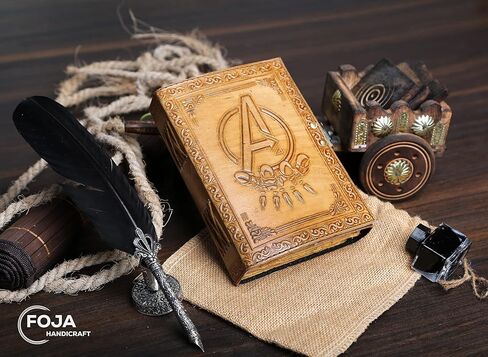 مجلة جلدية كلاسيكية منقوشة بشعار Avengers Marvels للرجال والنساء 200 صفحة من الورق العتيق المصنوع يدويًا بحافة سطح السفينة، دفتر رسم جلدي، مجلة رسم، مجلة جلدية مطبوعة هدية رائعة in Kuwait