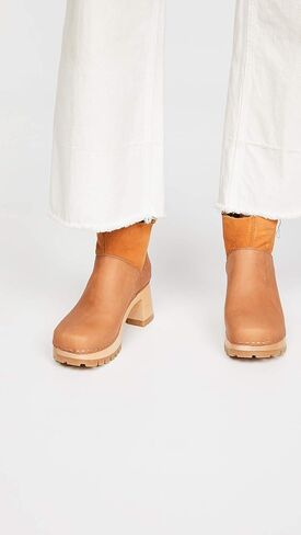 أحذية هاسبينس السويدية سهلة الارتداء للسيدات in Kuwait